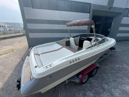 Ilver 24 NYUMA usado à venda