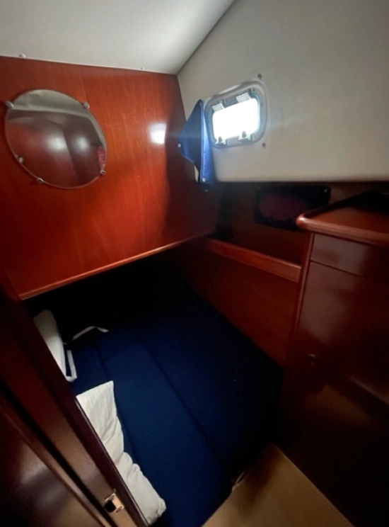 Beneteau Antares 10.80 usado à venda
