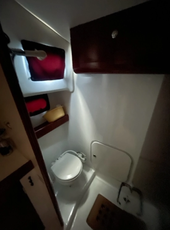 Beneteau Antares 10.80 usado à venda