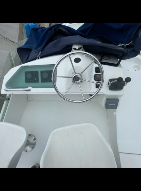 Beneteau Antares 10.80 usado à venda
