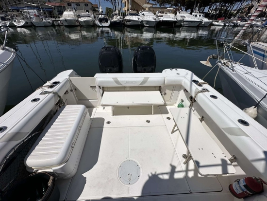 Boston Whaler CONQUEST 285 usado à venda
