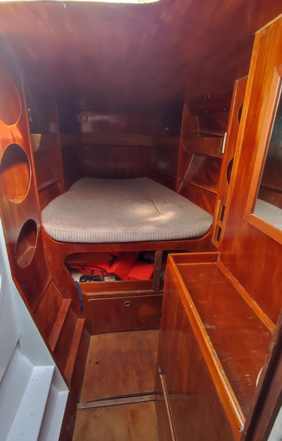 Custom CATAMARANO usado à venda