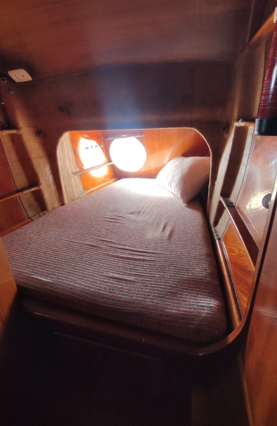 Custom CATAMARANO usado à venda