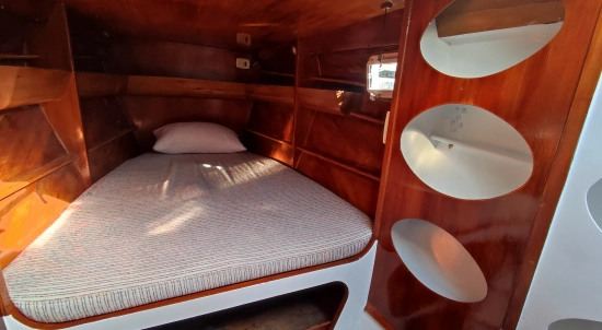 Custom CATAMARANO usado à venda