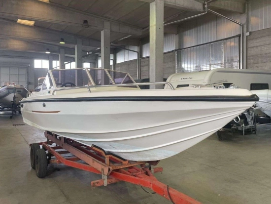 CIGALA E BERTINETTI SURFER 600V usado à venda