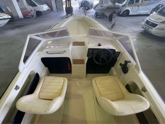 CIGALA E BERTINETTI SURFER 600V usado à venda