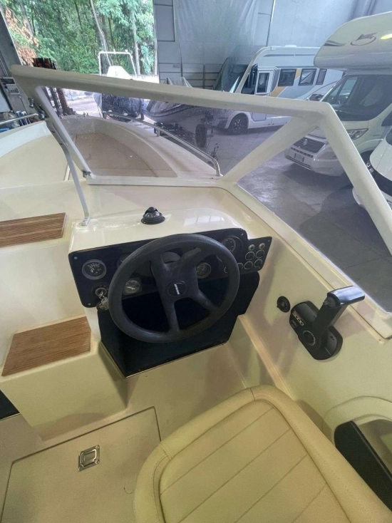 CIGALA E BERTINETTI SURFER 600V usado à venda