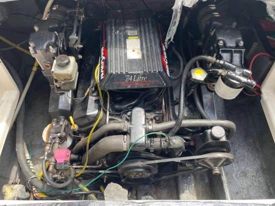 Maxum 2300 SC usado à venda