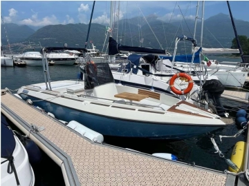 Airon Marine 22 usata in vendita