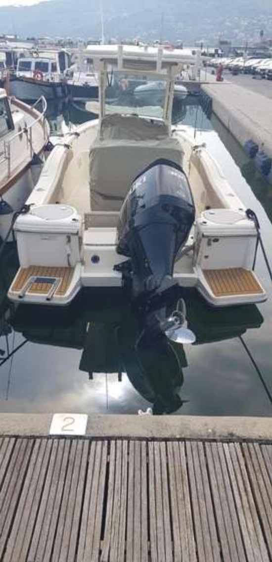 SCOUT BOAT 245 XSF de segunda mano en venta