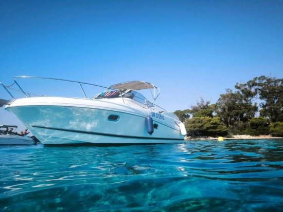 Jeanneau LEADER 805 usado à venda