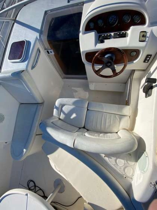 Jeanneau LEADER 805 usado à venda