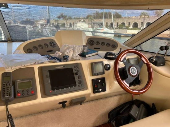 Sealine F37 de segunda mano en venta