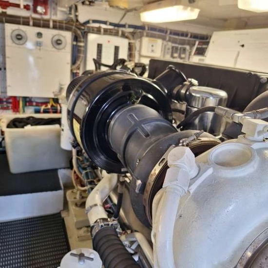 Hatteras Yachts 64 CONVERTIBLE usado à venda