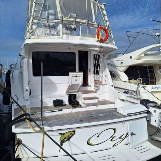 Hatteras Yachts 64 CONVERTIBLE usado à venda