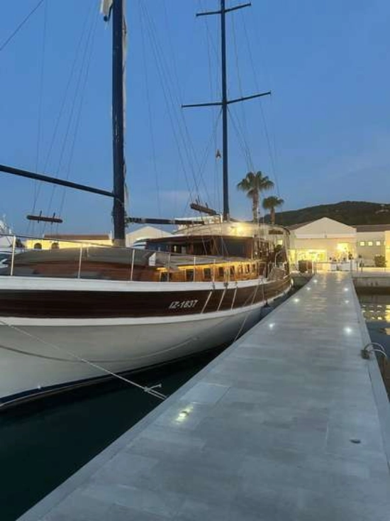 Custom FBY JADRNICA KETCH 73 de segunda mano en venta