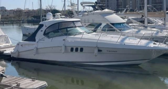 Sea Ray Sundancer 40 usado à venda
