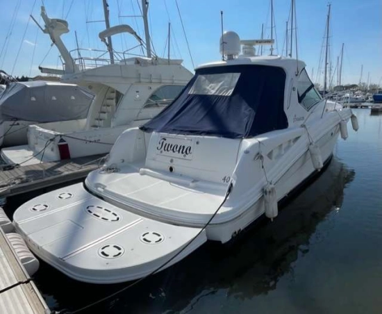 Sea Ray Sundancer 40 usado à venda