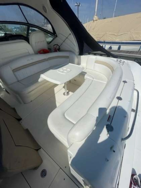 Sea Ray Sundancer 40 usado à venda