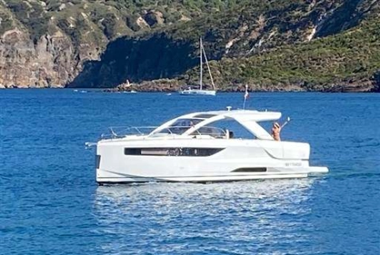 Jeanneau DB 43 IB de segunda mano en venta