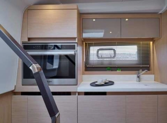 Jeanneau DB 43 IB de segunda mano en venta