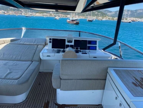 MONTE CARLO YACHTS MCY 76 de segunda mano en venta