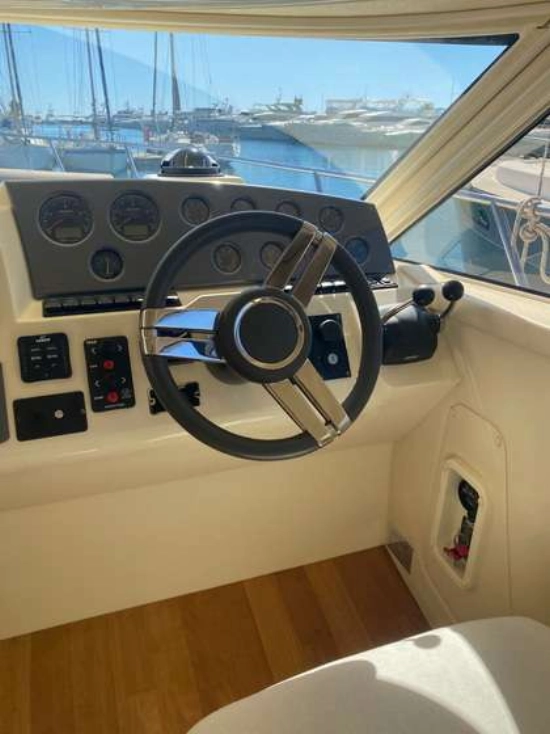 Sealine F42.5 de segunda mano en venta