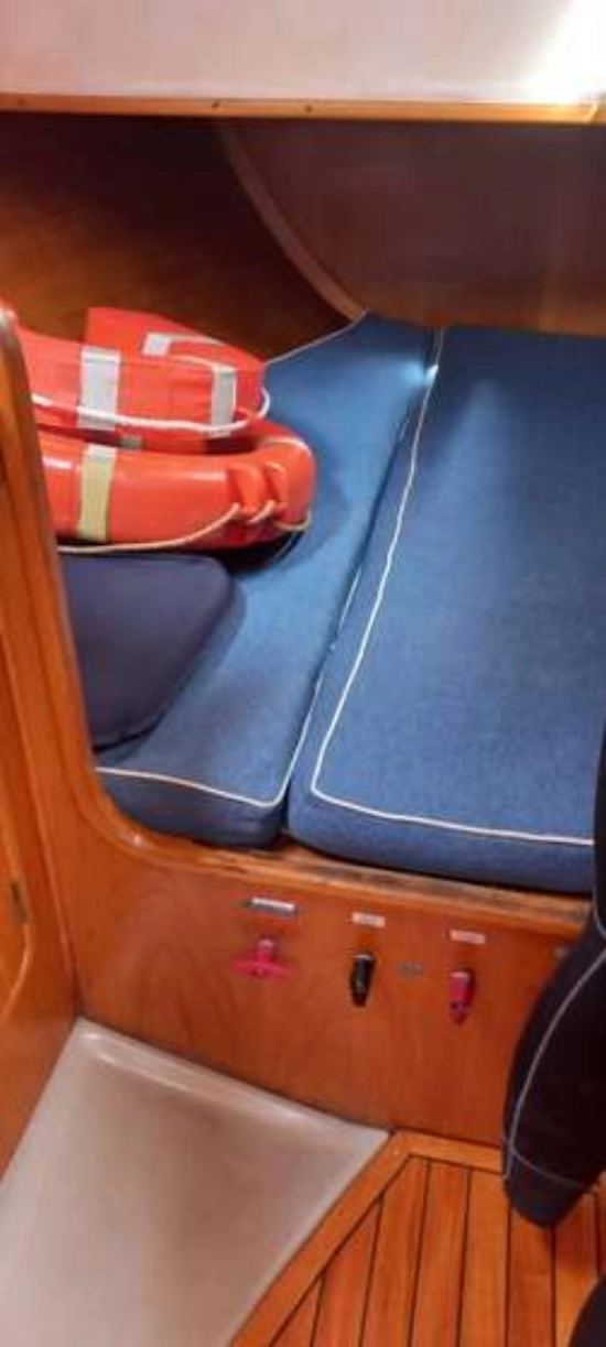 Beneteau Oceanis 430 usado à venda