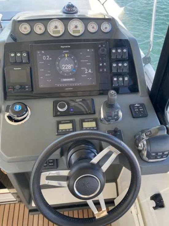 Jeanneau LEADER 33 de segunda mano en venta
