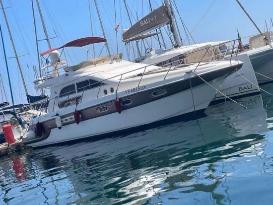 Sealine F44 usado à venda