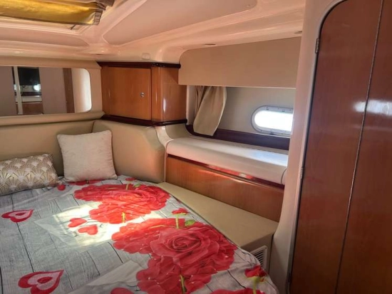 Sealine F44 usado à venda