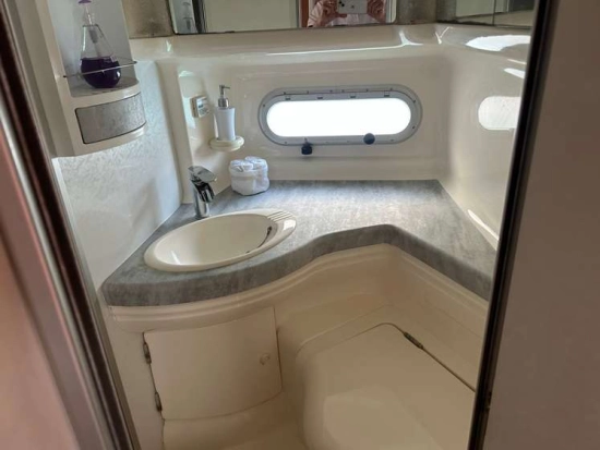Sealine F44 usado à venda
