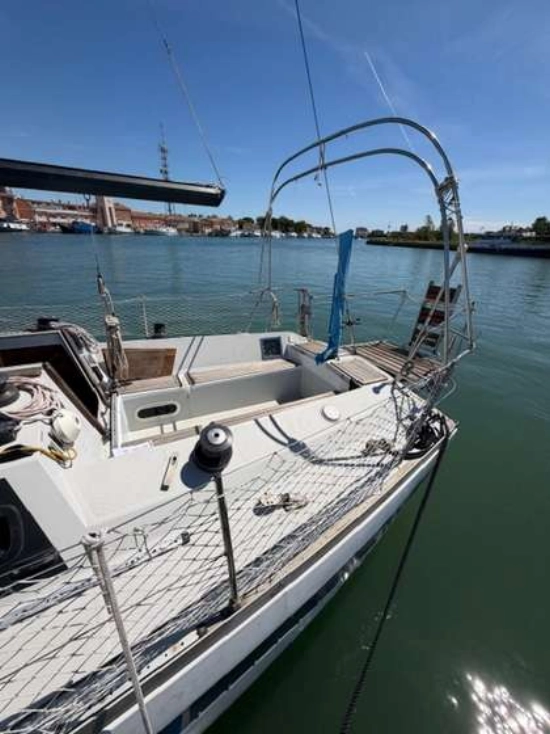 Comar Yachts COMET 111 usado à venda
