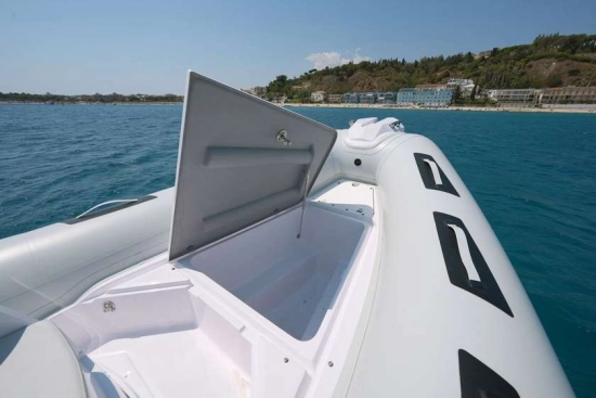 RANIERI INTERNATIONAL CAYMAN 19 SPORT INTERNATIONAL CAYMAN 19 SPORT nuevo en venta