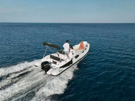 RANIERI INTERNATIONAL CAYMAN 19 SPORT INTERNATIONAL CAYMAN 19 SPORT nuevo en venta