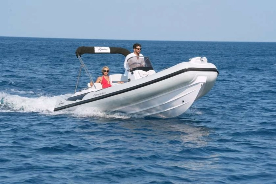 RANIERI INTERNATIONAL CAYMAN 19 SPORT INTERNATIONAL CAYMAN 19 SPORT nuevo en venta