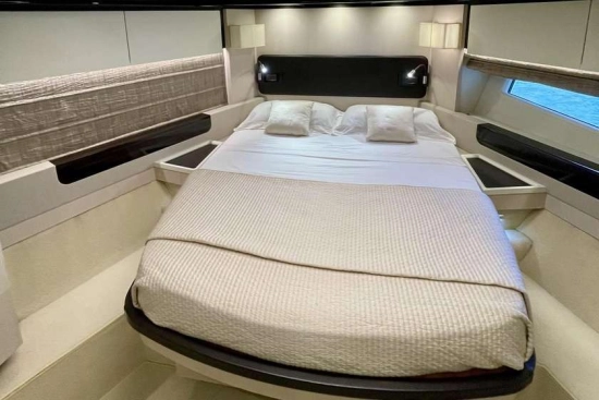 AZIMUT 66 FLYBRIDGE 66 FLYBRIDGE de segunda mano en venta