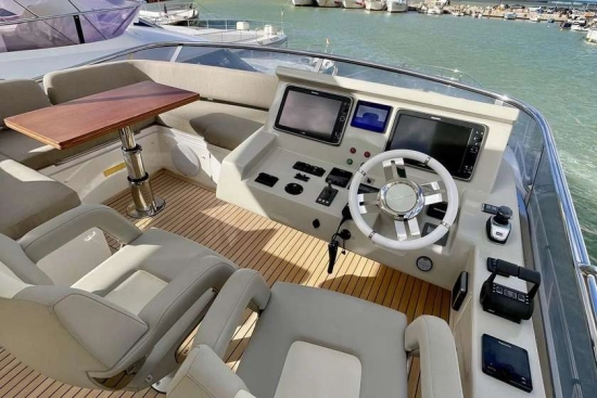 AZIMUT 66 FLYBRIDGE 66 FLYBRIDGE de segunda mano en venta