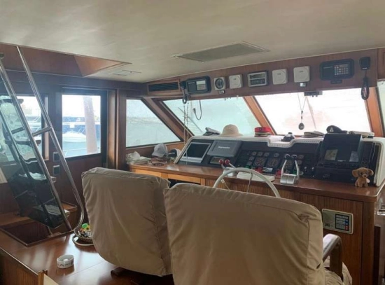 Hatteras Yachts 67 usata in vendita