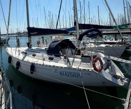 DUFOUR YACHTS 38 CLASSIC YACHTS 38 CLASSIC usata in vendita