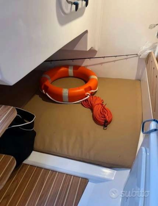 SALPA LAVER 23 XL LAVER 23 XL usado à venda