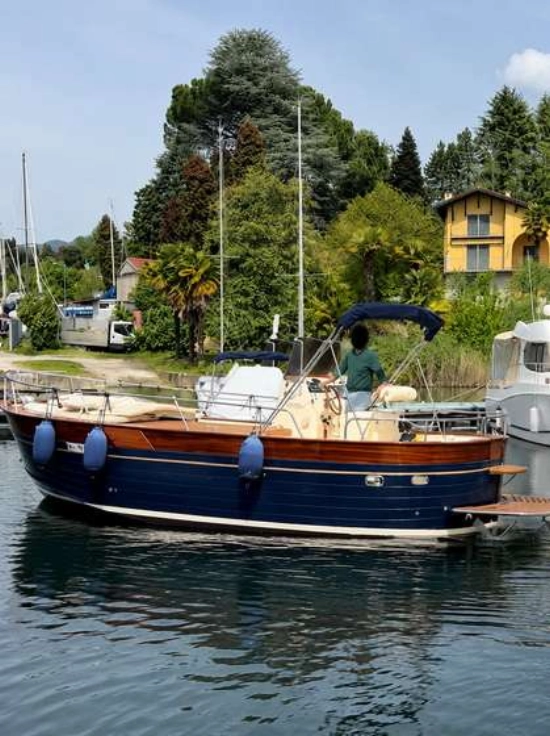APREAMARE SMERALDO 7.5 SMERALDO 7.5 usata in vendita