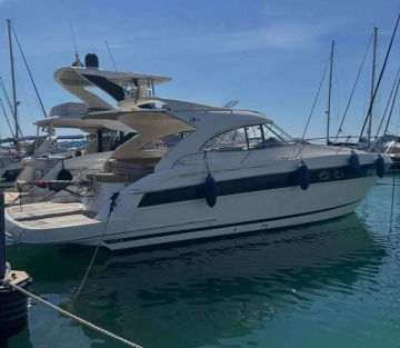 BAVARIA 42 HT 42 HT usata in vendita