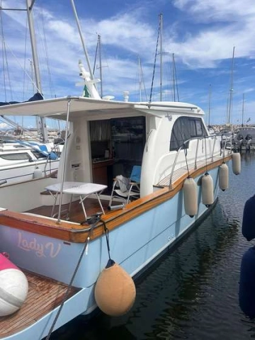 VIKING YACHTS 34 SEDAN YACHTS 34 SEDAN usado à venda