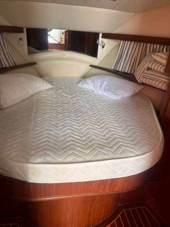 VIKING YACHTS 34 SEDAN YACHTS 34 SEDAN usado à venda