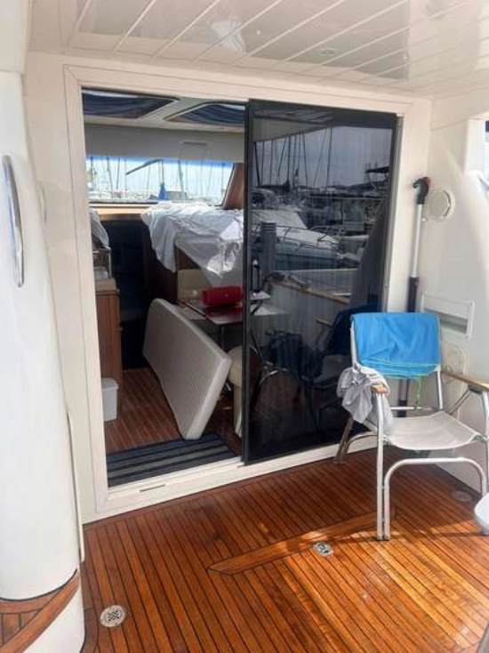 VIKING YACHTS 34 SEDAN YACHTS 34 SEDAN usado à venda