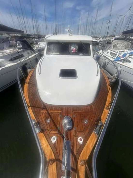 VIKING YACHTS 34 SEDAN YACHTS 34 SEDAN usado à venda