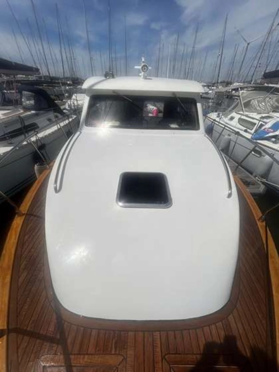 VIKING YACHTS 34 SEDAN YACHTS 34 SEDAN usado à venda