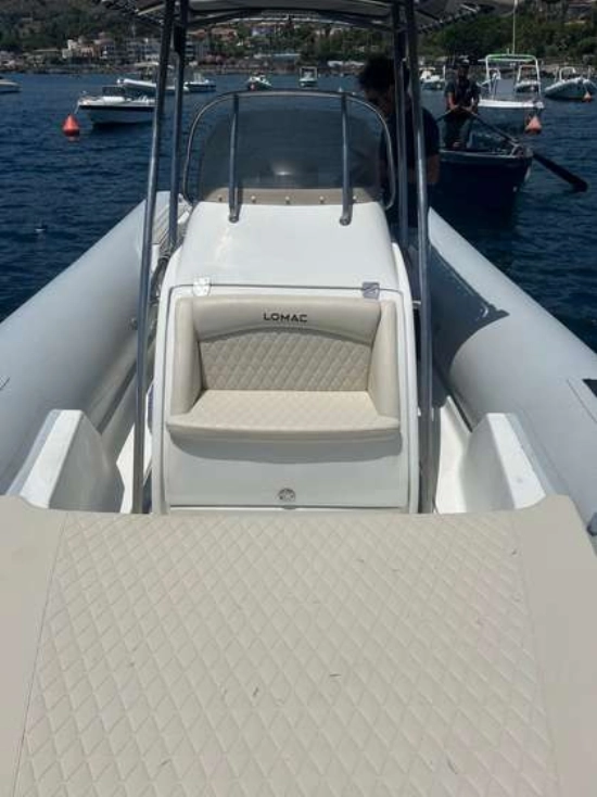 LOMAC GOMMONE GOMMONE usata in vendita