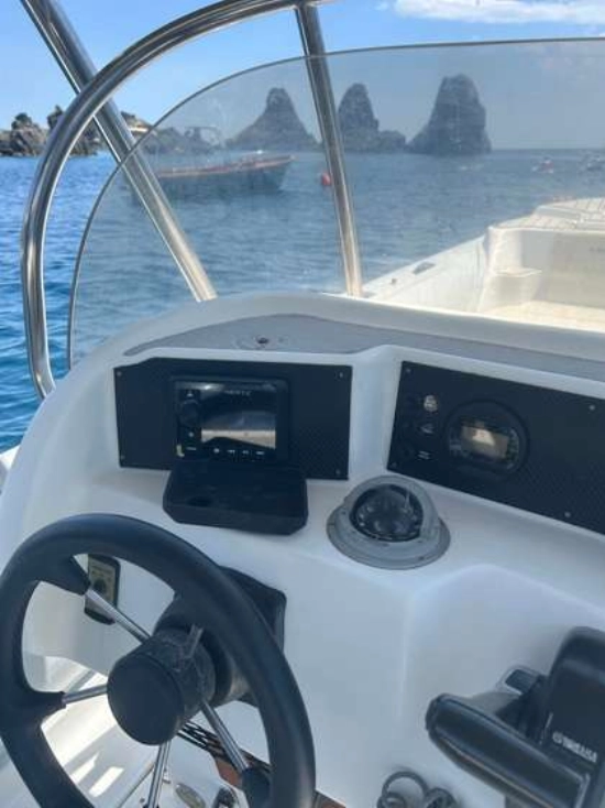 LOMAC GOMMONE GOMMONE usata in vendita
